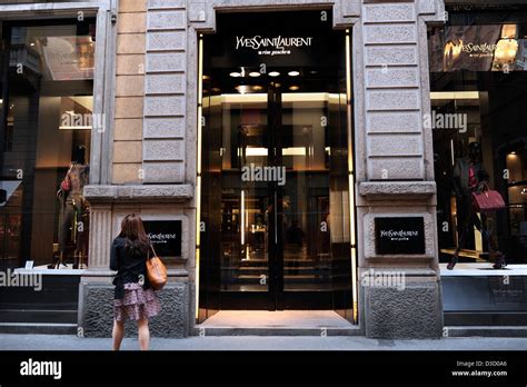 yves saint laurent via montenapoleone|Milan .